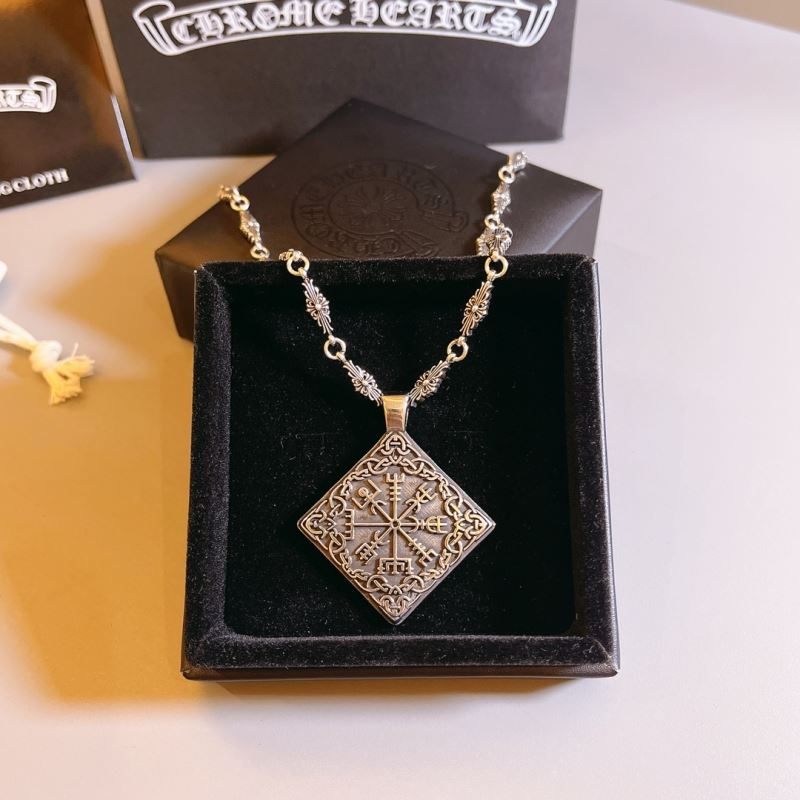 Ch*0me He**ts necklaces